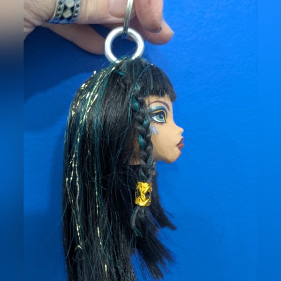 Cleo De Nile Monster High Keychain - Picture 2 of 4